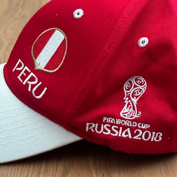 Vintage FIFA World Cup 2018 Peru Embroidered Snapback Hat - Picture 8 of 11